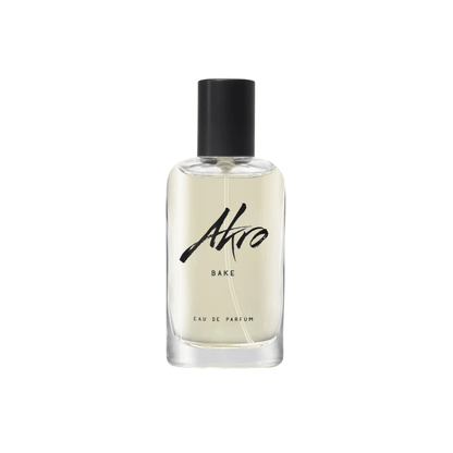 Bottle of Bake perfume by Akro, 30 ml, a unisex gourmand fragrance with notes of freshly baked cake, vanilla and sugar, on a warm, mouth-watering background.