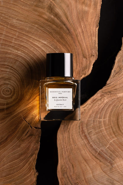 Bois Impérial Extrait de Parfum di Essential Parfums 30 ml