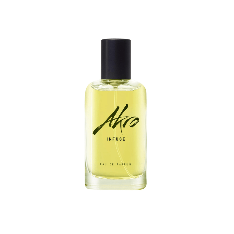 "Bottiglia di profumo Infuse di Akro da 30 ml, fragranza unisex con note di tè al gelsomino, bergamotto e muschio, su sfondo chiaro e raffinato."