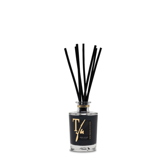Nero Divino reed diffuser Teatro Fragranze Uniche