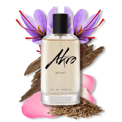 Night di Akro – profumo sensuale con rosa, cumino, zafferano, oud e muschio, perfetto per serate intense e momenti di passione.