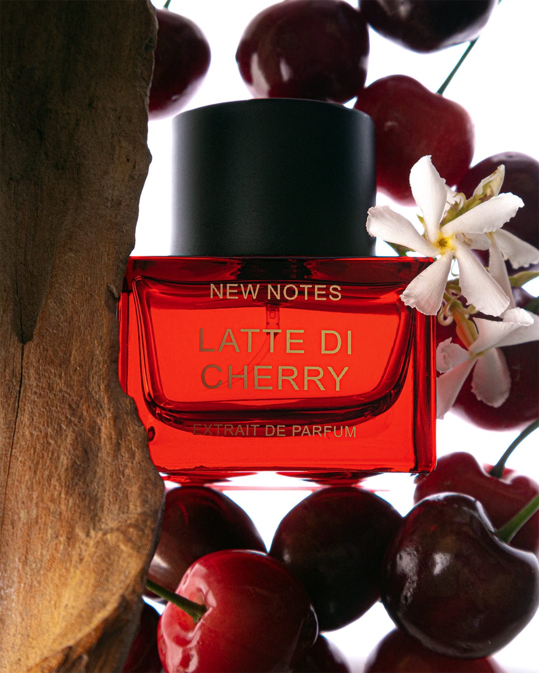 Latte di Cherry New Notes Extrait de Parfum 50 ml - ambientata