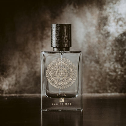 Leen, a delicate feminine floral fragrance